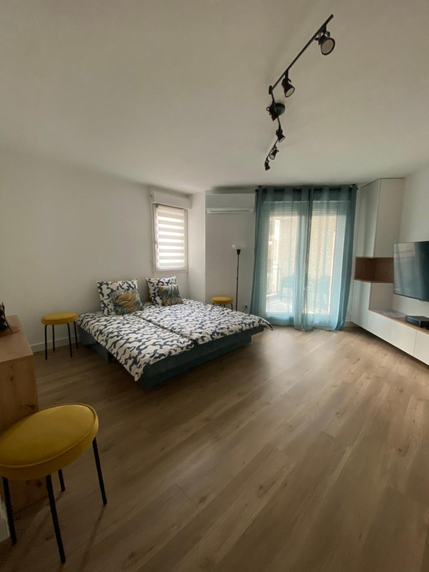 Rives Du Lez - Prestige Apartment Montpellier Exterior photo